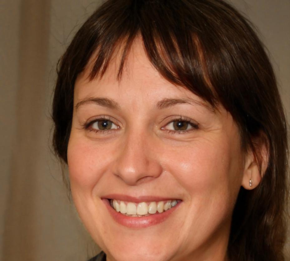 Sarah Chen, Head of Business Education at novarelythiq
